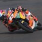 Alvaro Carpe tercepat di FP1 Moto3 Belanda dengan waktu 1:40,869. Veda Ega Pratama finis posisi 20 usai naik-turun klasemen sepanjang sesi.