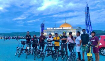 Komunitas bersepeda kian marak di berbagai daerah sebagai bagian gaya hidup sehat. Selain bugar, aktivitas ini juga ramah lingkungan dan kurangi kemacetan.